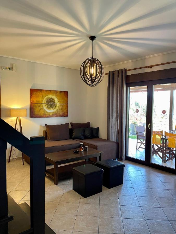 Villa Summer Breeze นิเกียนา ภายนอก รูปภาพ