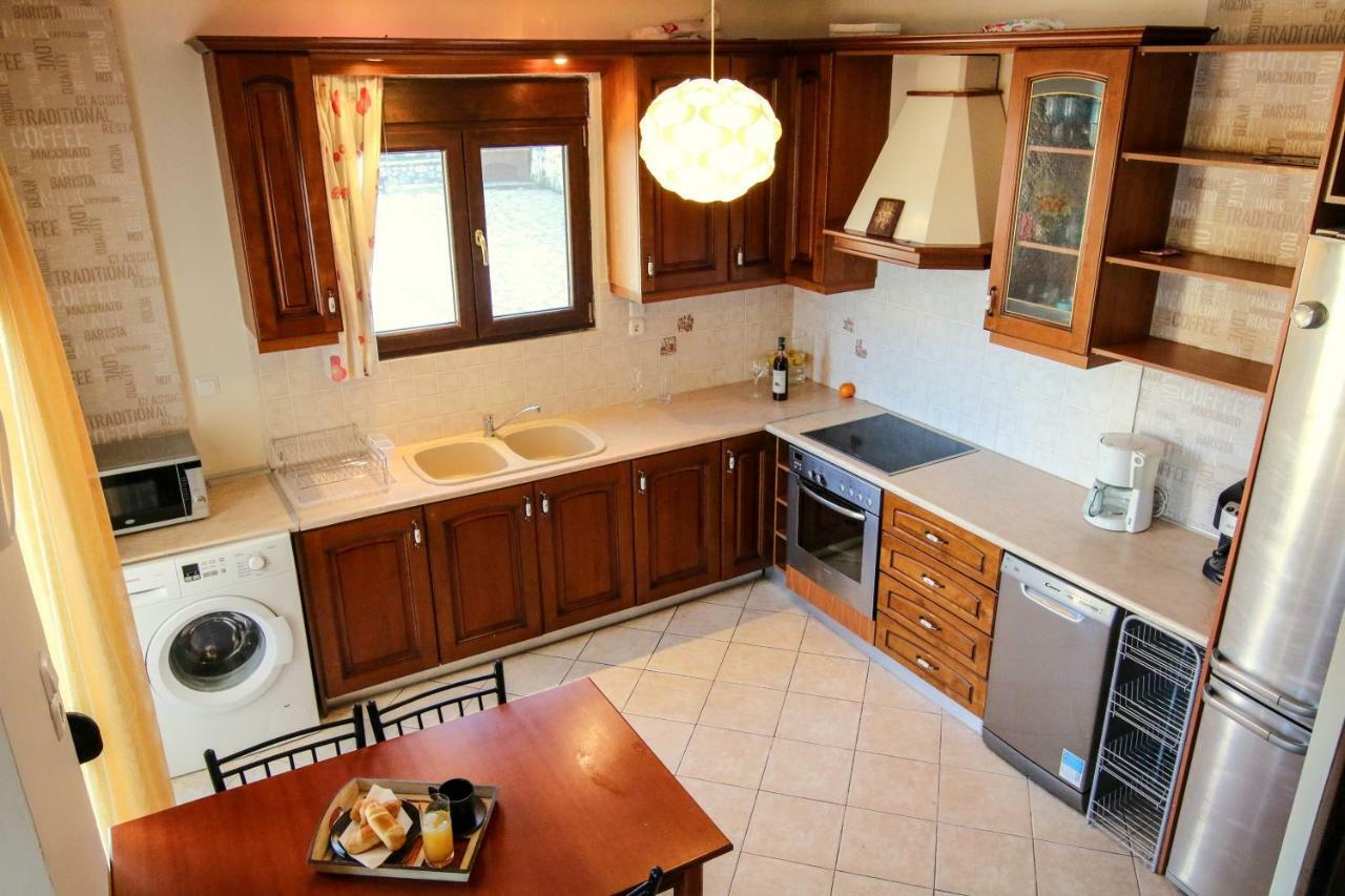 Villa Summer Breeze นิเกียนา ภายนอก รูปภาพ